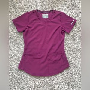 XS Wine Sketcher Vitality 3 Pocket Virtual V-Neck Top